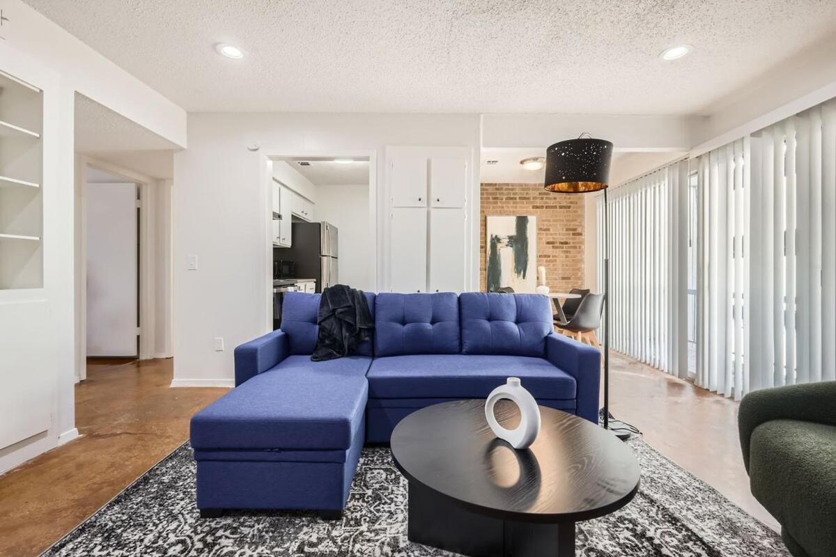 Your Comfy King Suite Getaway - Sleeps 4 - Pool, Prkg Austin Exterior photo